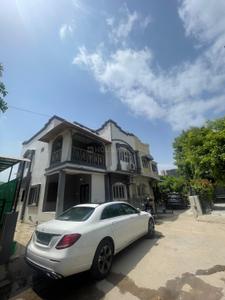 Image of 3200 Sq.ft 4 BHK Independent House for rent in Thaltej, Ahmedabad for Rs. 80000