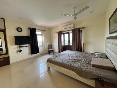 Bedroom Image of 2400 Sq.ft 5 BHK Penthouse for rent in Models Status, Panjim Goa for Rs. 145000