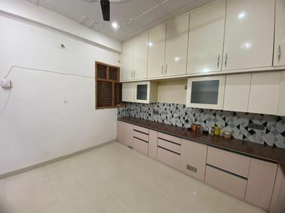 Kitchen Image of 2500 Sq.ft 9 BHK Apartment / Flat for rent in Ahmamau Lucknow for Rs. 120000