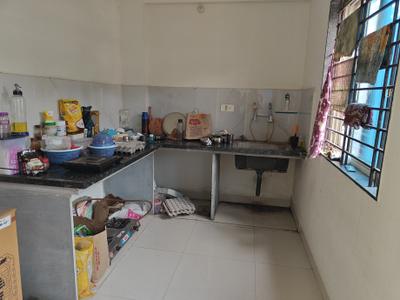 Kitchen Image of 550 Sq.ft 1 BHK Apartment / Flat for rent in Scheme No 54 Indore for Rs. 15000