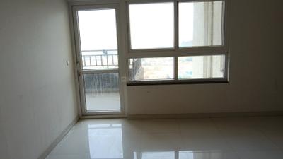 Living Room Image of 690 Sq.ft 1 BHK Apartment / Flat for sale in Godrej Infinity, Mundhwa Pune for Rs. 7000000