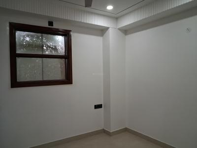 Bedroom Image of 1750 Sq.ft 4 BHK Apartment / Flat for sale in JMD Siddhi Vinayak, Sector 73 Noida for Rs. 8300000