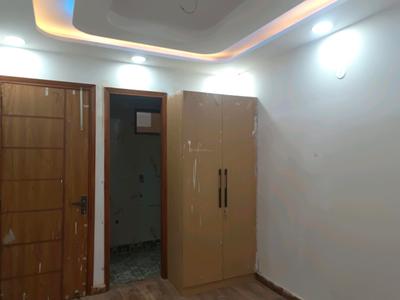 Bedroom Image of 600 Sq.ft 2 BHK Builder Floor for sale in Mahavir Enclave New Delhi for Rs. 6200000