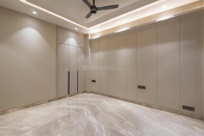 Bedroom Image of 2700 Sq.ft 4 BHK Builder Floor for sale in Greater Kailash II New Delhi for Rs. 85000000