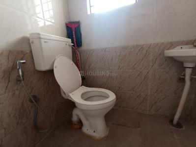 Bathroom Image of 550 Sq.ft 1 BHK Builder Floor for rent in Electronic City Bengaluru for Rs. 15000