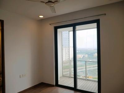 Bedroom Image of 2000 Sq.ft 3 BHK Apartment / Flat for rent in Indiabulls Blu, Worli Mumbai for Rs. 425000