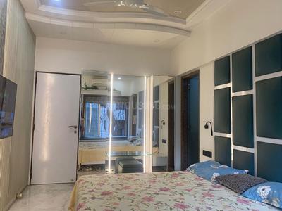 Bedroom Image of 4000 Sq.ft 4 BHK Independent House for sale in Andheri West Mumbai for Rs. 160000000