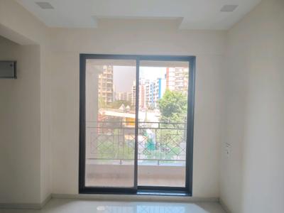 Living Room Image of 1200 Sq.ft 3 BHK Apartment / Flat for rent in Lodha Amara, Kolshet Thane for Rs. 70000