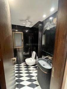 Bathroom Image of 2000 Sq.ft 3 BHK Builder Floor for sale in Green Park Extension New Delhi for Rs. 62500000