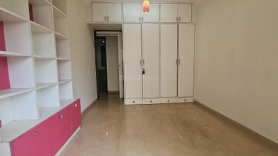 Bedroom Image of 1500 Sq.ft 3 BHK Apartment / Flat for sale in Supreme Lake Primrose, Powai Mumbai for Rs. 39500000