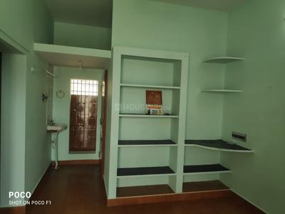 Living Room Image of 460 Sq.ft 1 BHK Independent House for rent in Gudiyatham Vellore for Rs. 4500