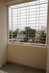 Balcony Image of 650 Sq.ft 1 BHK Apartment / Flat for rent in Kadubeesanahalli Bengaluru for Rs. 28000