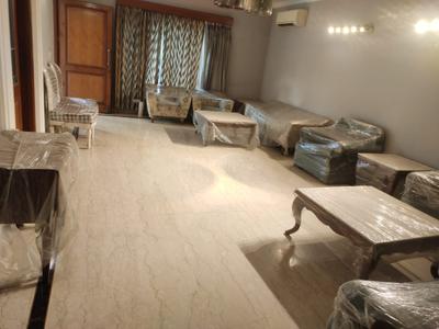 Hall Image of 5000 Sq.ft 6 BHK Independent House for rent in Sector 50 Noida for Rs. 200000