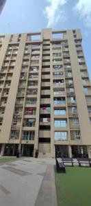 Image of 1425 Sq.ft 2 BHK Apartment / Flat for rent in Pacifica Reflections, Vaishno Devi Circle, Ahmedabad for Rs. 40000