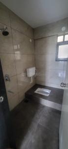 Bathroom Image of 730 Sq.ft 2 BHK Apartment / Flat for rent in Jai Vishnu Greens, Fursungi Pune for Rs. 21000
