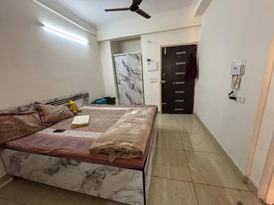 Bedroom Image of 450 Sq.ft 1 BHK Apartment / Flat for rent in Gaurs 14th Avenue, Noida Extension Greater Noida for Rs. 19000