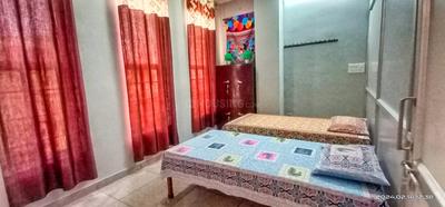Bedroom Image of Shri Salasar girls p.g. in Jhotwara, Jaipur