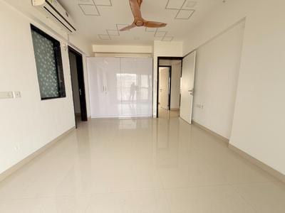 Bedroom Image of 3057 Sq.ft 3 BHK Apartment / Flat for sale in Kundan Emirus, Baner Pune for Rs. 60000000