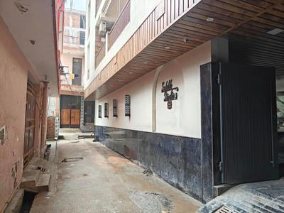 Image of 350 Sq.ft 1 RK Apartment / Flat for rent in Sector 44, Noida for Rs. 17000