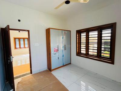 Bedroom Image of 2400 Sq.ft 4.5 BHK Villa for sale in Kakkanad Kochi for Rs. 13000000