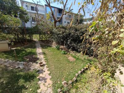 Image of 3008 Sq.ft 4 BHK Villa for sale in Paramount Golfforeste Villas, Surajpur, Greater Noida for Rs. 33000000