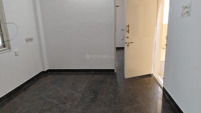 Living Room Image of 700 Sq.ft 2 BHK Builder Floor for rent in Halasuru Bengaluru for Rs. 28000