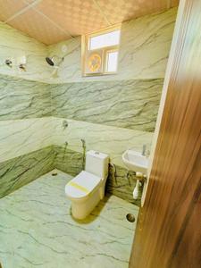 Bathroom Image of 1700 Sq.ft 3 BHK Apartment / Flat for sale in Jagatpura Jaipur for Rs. 10200000