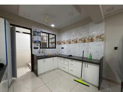 Kitchen Image of 1800 Sq.ft 3 BHK Apartment / Flat for rent in Dhantoli Nagpur for Rs. 45000