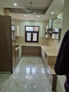 Kitchen Image of 3000 Sq.ft 3 BHK Builder Floor for rent in Sector 46 Gurgaon for Rs. 70000