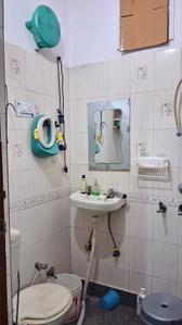 Bathroom Image of 450 Sq.ft 1 BHK Independent House for sale in Tilak Nagar New Delhi for Rs. 3800000