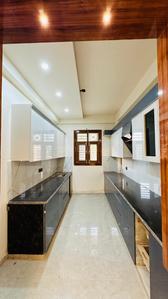 Kitchen Image of 1650 Sq.ft 3 BHK Apartment / Flat for sale in Renowned Lotus Srishti, Crossings Republik Ghaziabad for Rs. 9000000