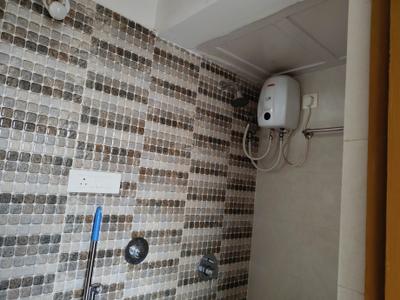 Bathroom Image of 423 Sq.ft 1 BHK Apartment / Flat for sale in Marathon NeoHomes NeoSkies, Bhandup West Mumbai for Rs. 7200000