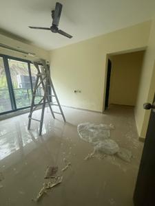 Hall Image of 950 Sq.ft 3 BHK Apartment / Flat for rent in Runwal Pearl, Thane West Thane for Rs. 47000