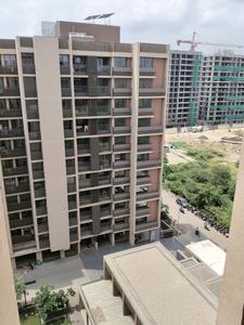 Bedroom Three Image of 1700 Sq.ft 3 BHK Apartment / Flat for sale in Adani Atrius, Jagatpur Ahmedabad for Rs. 8650000