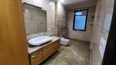Image of 5500 Sq.ft 6 BHK Duplex for sale in Punjabi Bagh, New Delhi for Rs. 98000000