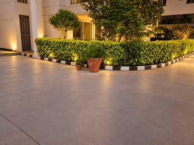 Image of 1250 Sq.ft 2 BHK Apartment / Flat for rent in Swatantra Indraprastha Apartments, Sector 32, Faridabad for Rs. 32000