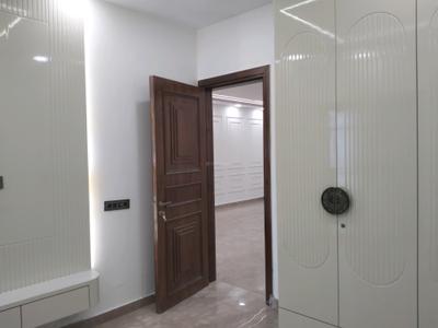 Bedroom Image of 1440 Sq.ft 3 BHK Builder Floor for sale in Mukherjee Nagar New Delhi for Rs. 25000000