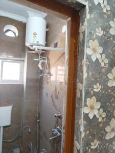 Bathroom Image of 1500 Sq.ft 3 BHK Apartment / Flat for sale in DDA Sector Pocket B C, Vasant Kunj New Delhi for Rs. 45000000