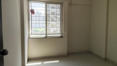 Bedroom Image of 950 Sq.ft 2 BHK Apartment / Flat for rent in VTP Urban Nest Phase 1, Pisoli Pune for Rs. 20000