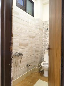 Common Bathroom Image of 1500 Sq.ft 3 BHK Builder Floor for sale in Vasundhara Ghaziabad for Rs. 12800000