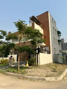 Image of 2249 Sq.ft Residential Plot / Land for sale in Sector 25, Noida for Rs. 19855000