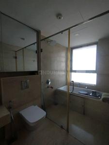 Bathroom Image of 1420 Sq.ft 3 BHK Apartment / Flat for sale in Lodha Azzuro, Parel Mumbai for Rs. 65500000