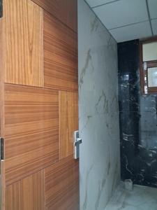 Common Bathroom Image of 1400 Sq.ft 3 BHK Apartment / Flat for sale in Sector 73 Noida for Rs. 5100000