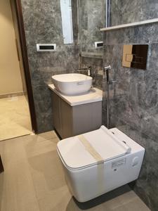 Common Bathroom Image of 2120 Sq.ft 4 BHK Apartment / Flat for sale in Mapsko Mount Ville, Sector 79 Gurgaon for Rs. 32500000