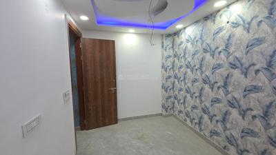 Bedroom Image of 450 Sq.ft 2 BHK Builder Floor for sale in Laxmi Nagar New Delhi for Rs. 3800000
