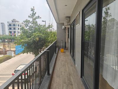 Balcony Image of 1700 Sq.ft 3 BHK Independent House for sale in BPTP Amstoria , Sector 102 Gurgaon for Rs. 32500000