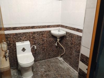 Bathroom Image of 1700 Sq.ft 3 BHK Independent House for rent in Siwandih Bokaro for Rs. 11000
