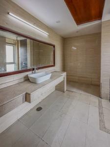 Bathroom Image of 2950 Sq.ft 3 BHK Apartment / Flat for sale in Jaypee The Kalypso Court, Sector 128 Noida for Rs. 47500000