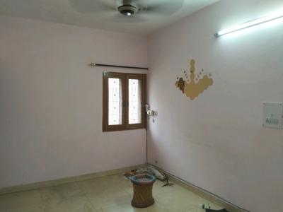 Living Room Image of 1050 Sq.ft 3 BHK Apartment / Flat for sale in KG-III New Delhi for Rs. 15500000