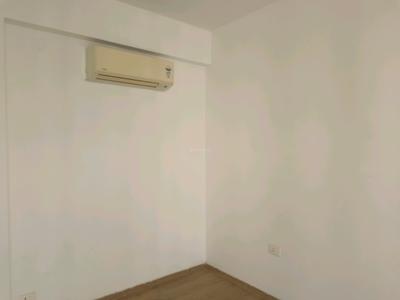 Bedroom Image of 1850 Sq.ft 3 BHK Apartment / Flat for sale in Raheja Vedaanta, Sector 108 Gurgaon for Rs. 16500000
